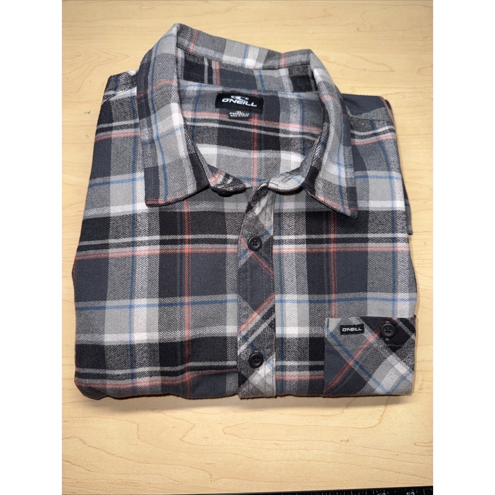 O'Neill Men's XL Grey Plaid Button-Down Shirt with Navy and Coral Accents